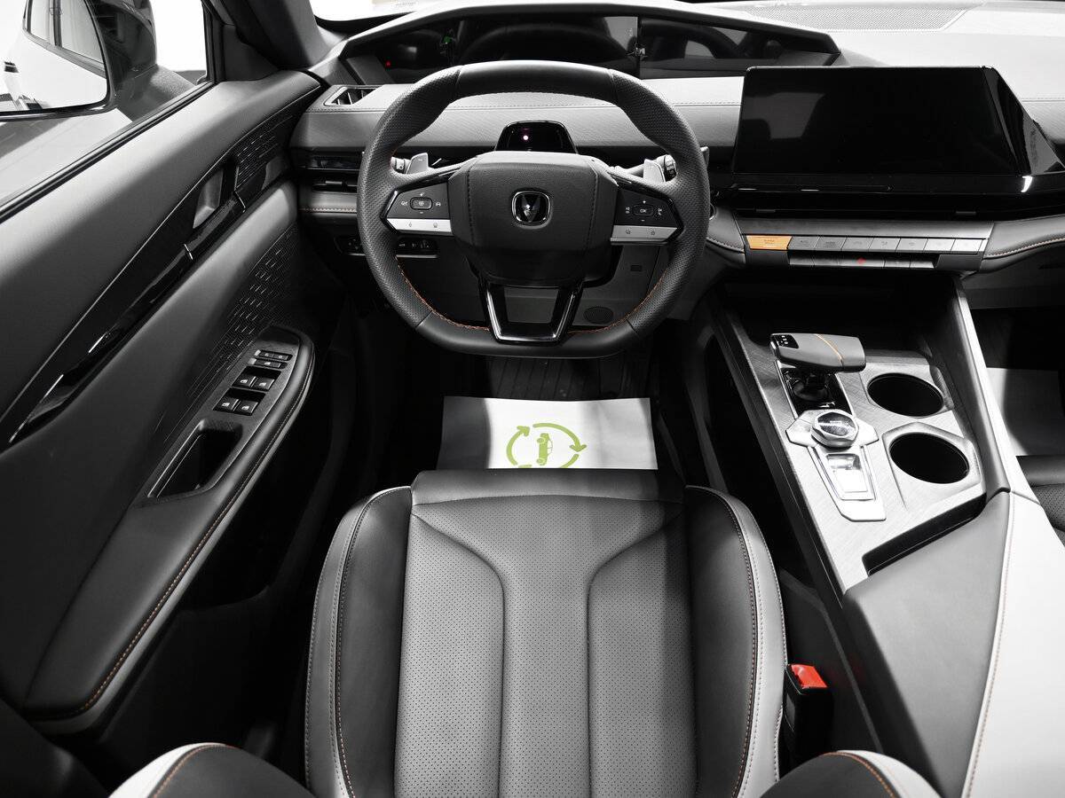 Changan UNI-V 2023 года с пробегом. Фото: #10