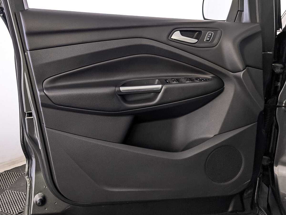 Ford Kuga 2018 года с пробегом. Фото: #17