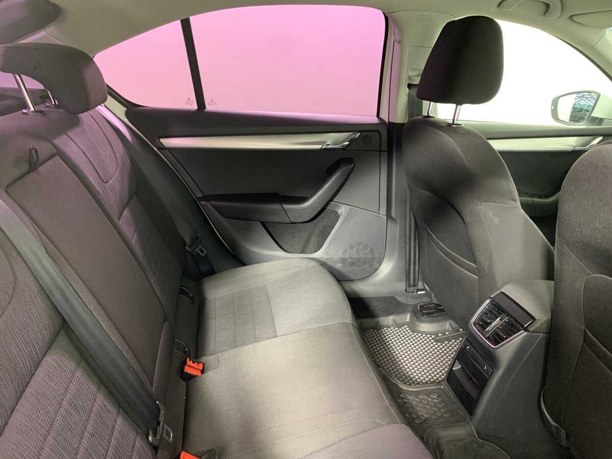 Skoda Octavia 2015 года с пробегом. Фото: #17