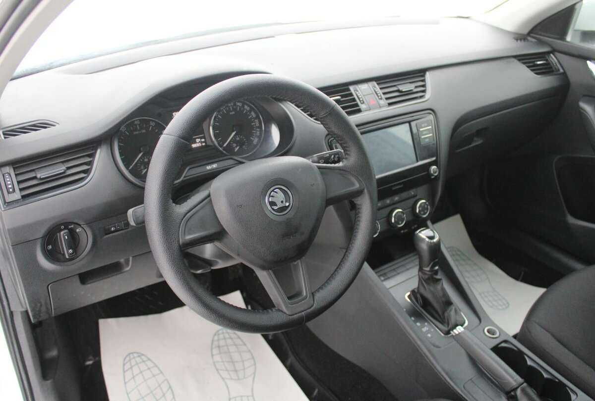 Skoda Octavia 2017 года с пробегом. Фото: #12