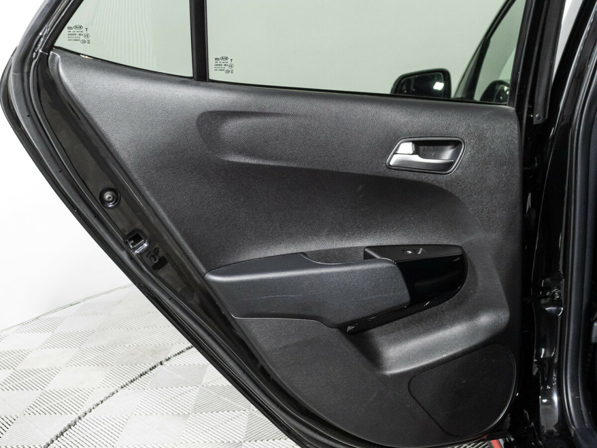 Kia Picanto 2021 года с пробегом. Фото: #23