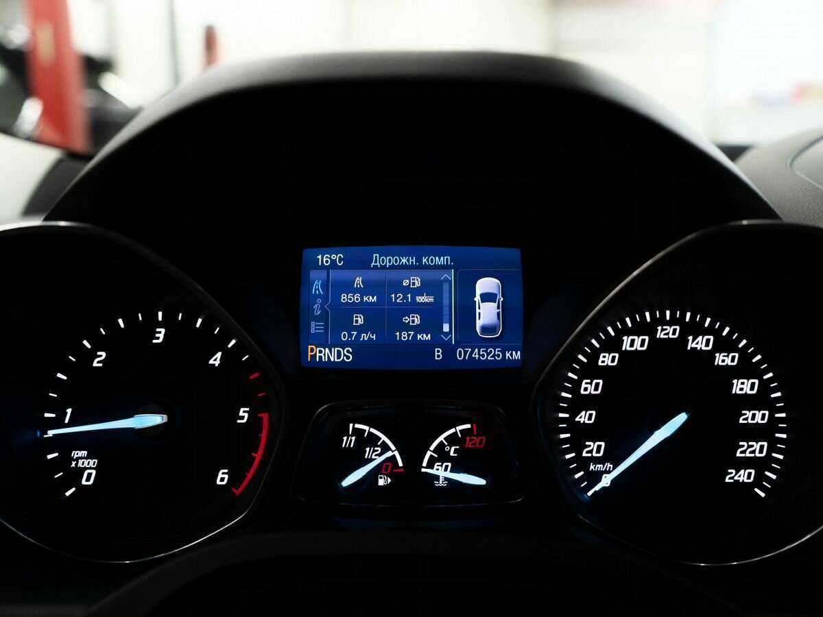 Ford Kuga 2013 года с пробегом. Фото: #11