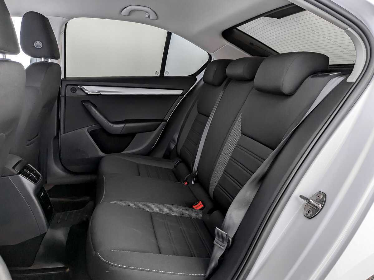 Skoda Octavia 2019 года с пробегом. Фото: #11