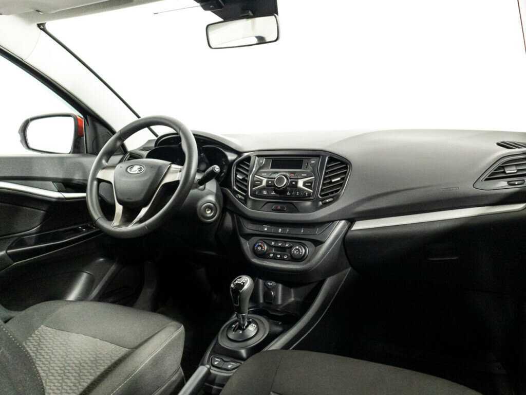 Lada (ВАЗ) Vesta 2017 года с пробегом. Фото: #8