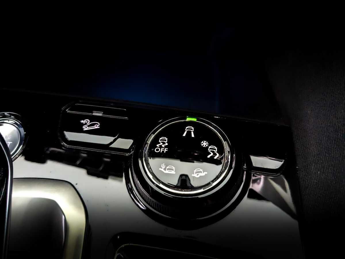 Peugeot 3008 2019 года с пробегом. Фото: #26