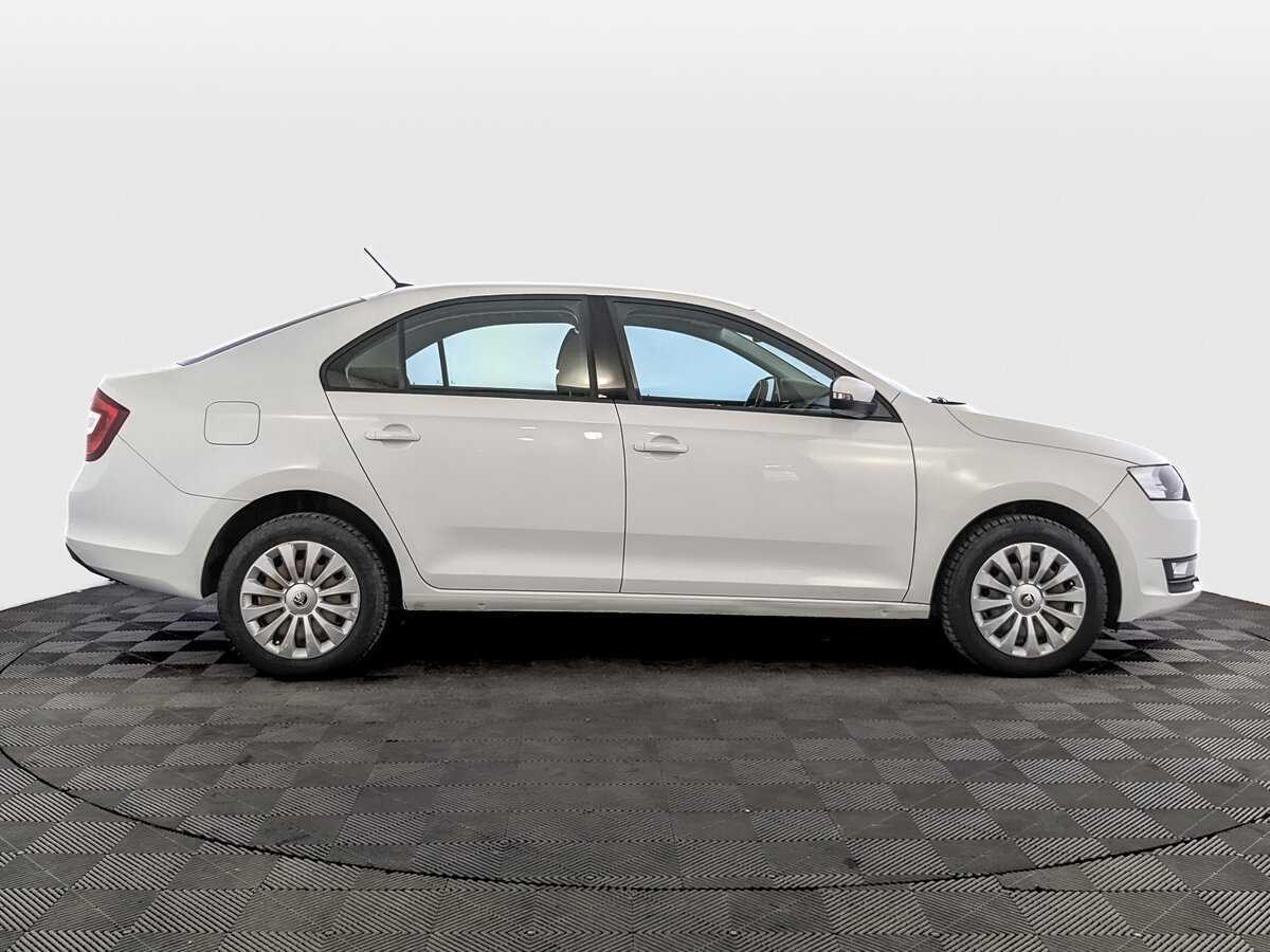 Skoda Rapid 2019 года с пробегом. Фото: #3