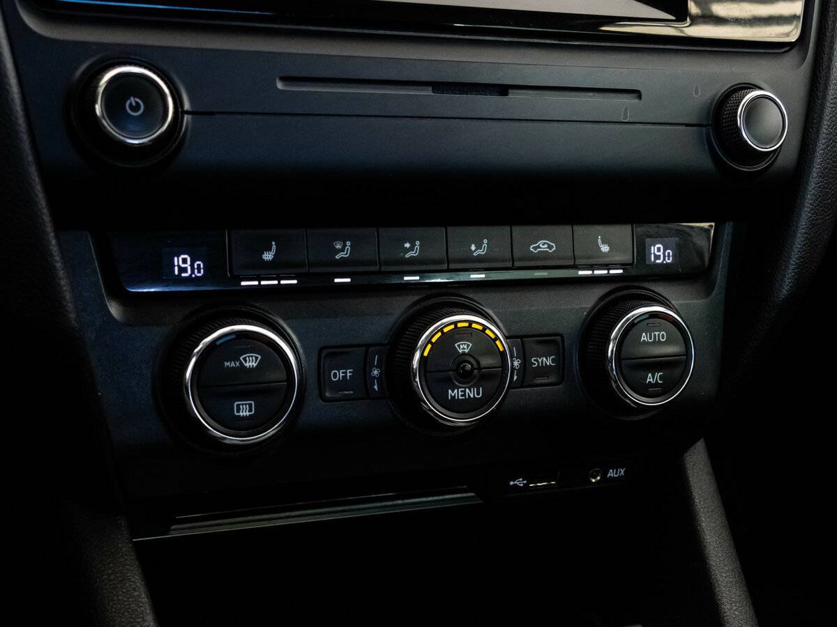 Skoda Octavia 2016 года с пробегом. Фото: #11