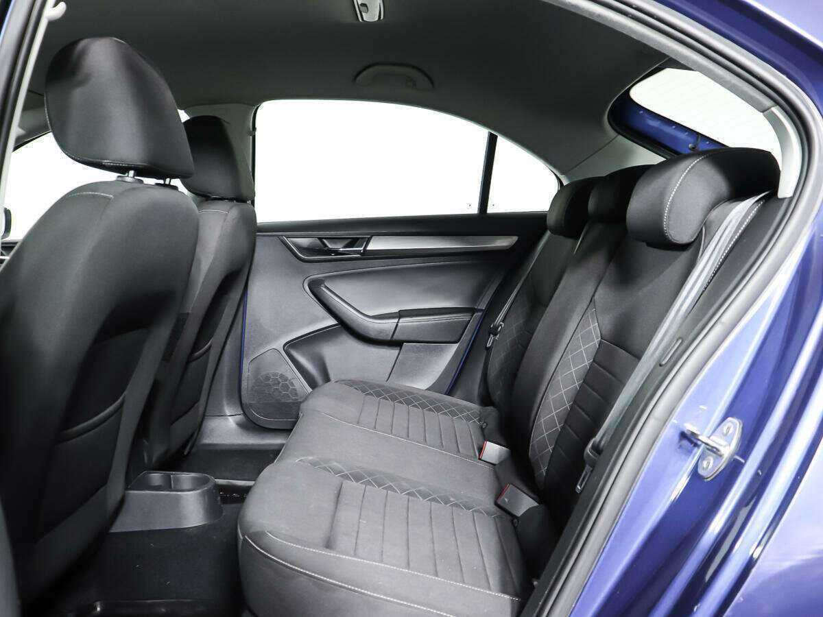 Skoda Rapid 2017 года с пробегом. Фото: #11