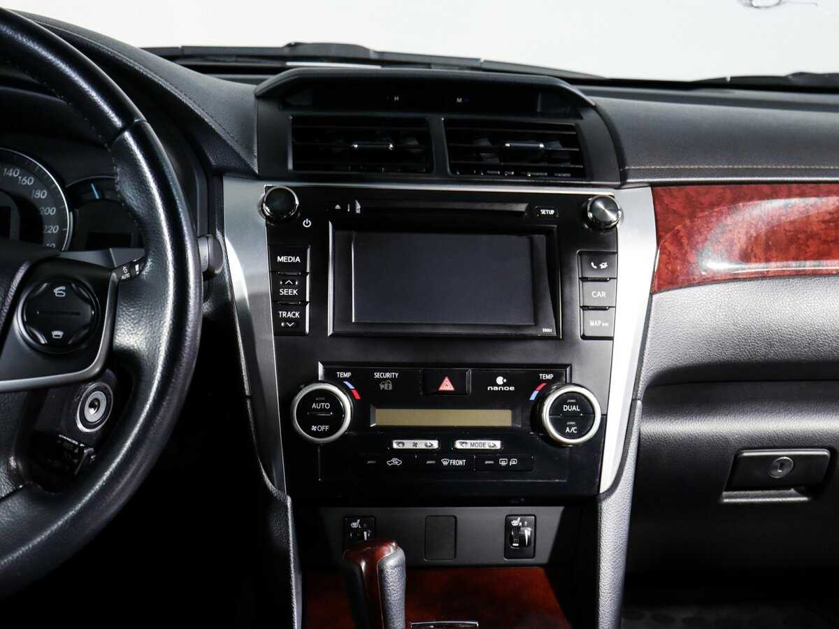 Toyota Camry 2013 года с пробегом. Фото: #9