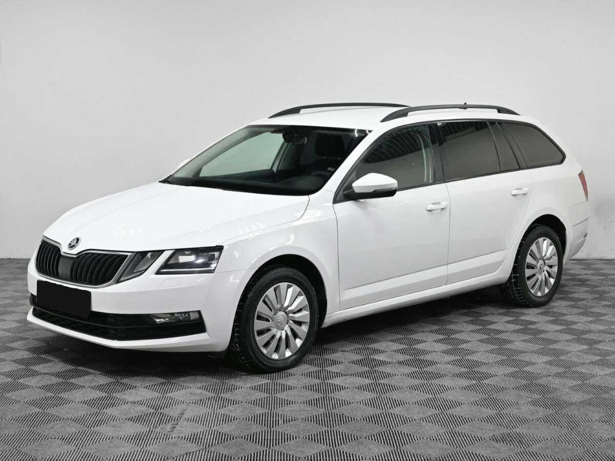 Skoda Octavia 2017 года с пробегом. Посмотреть фото