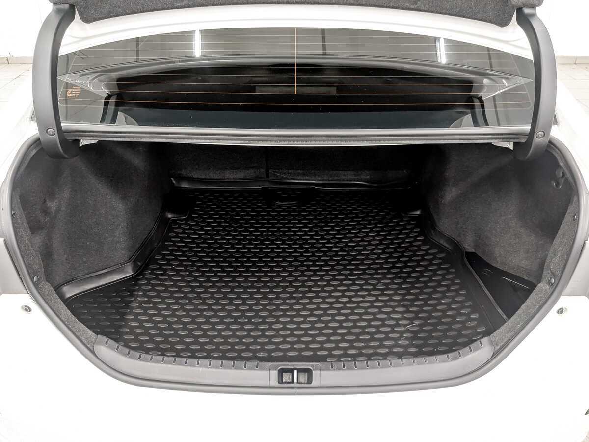 Toyota Corolla 2014 года с пробегом. Фото: #9