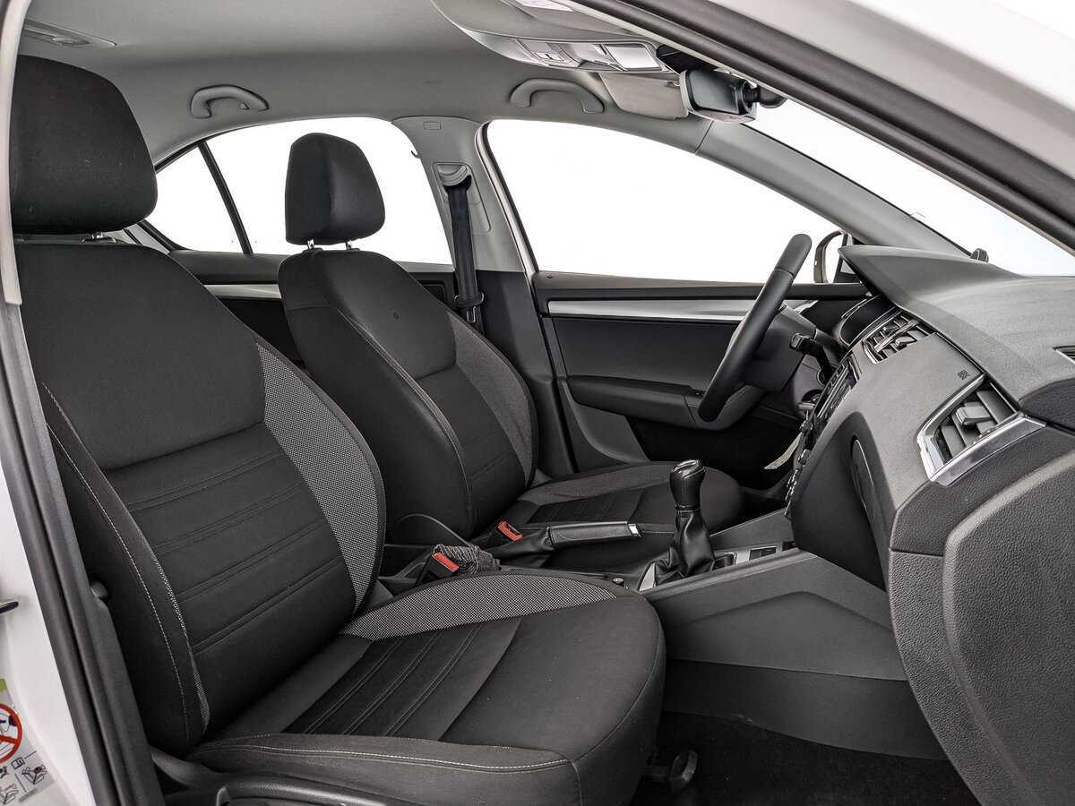 Skoda Octavia 2017 года с пробегом. Фото: #18