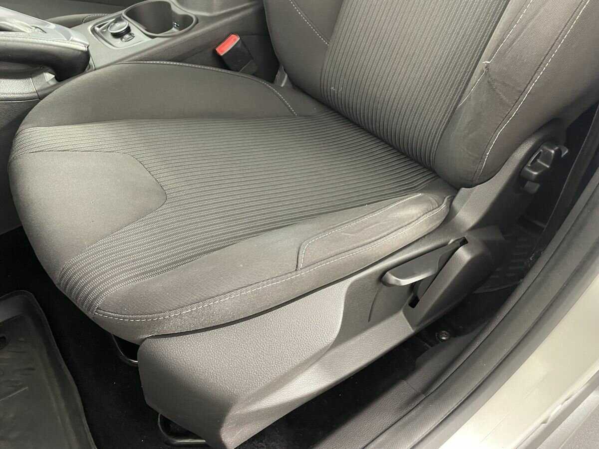 Ford Focus 2013 года с пробегом. Фото: #9