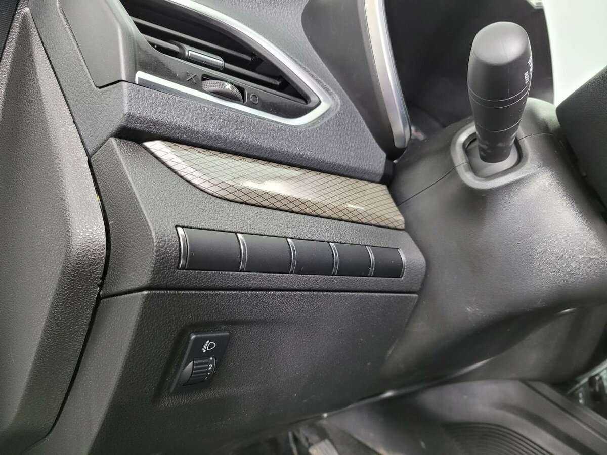 Lada (ВАЗ) Vesta 2023 года с пробегом. Фото: #8