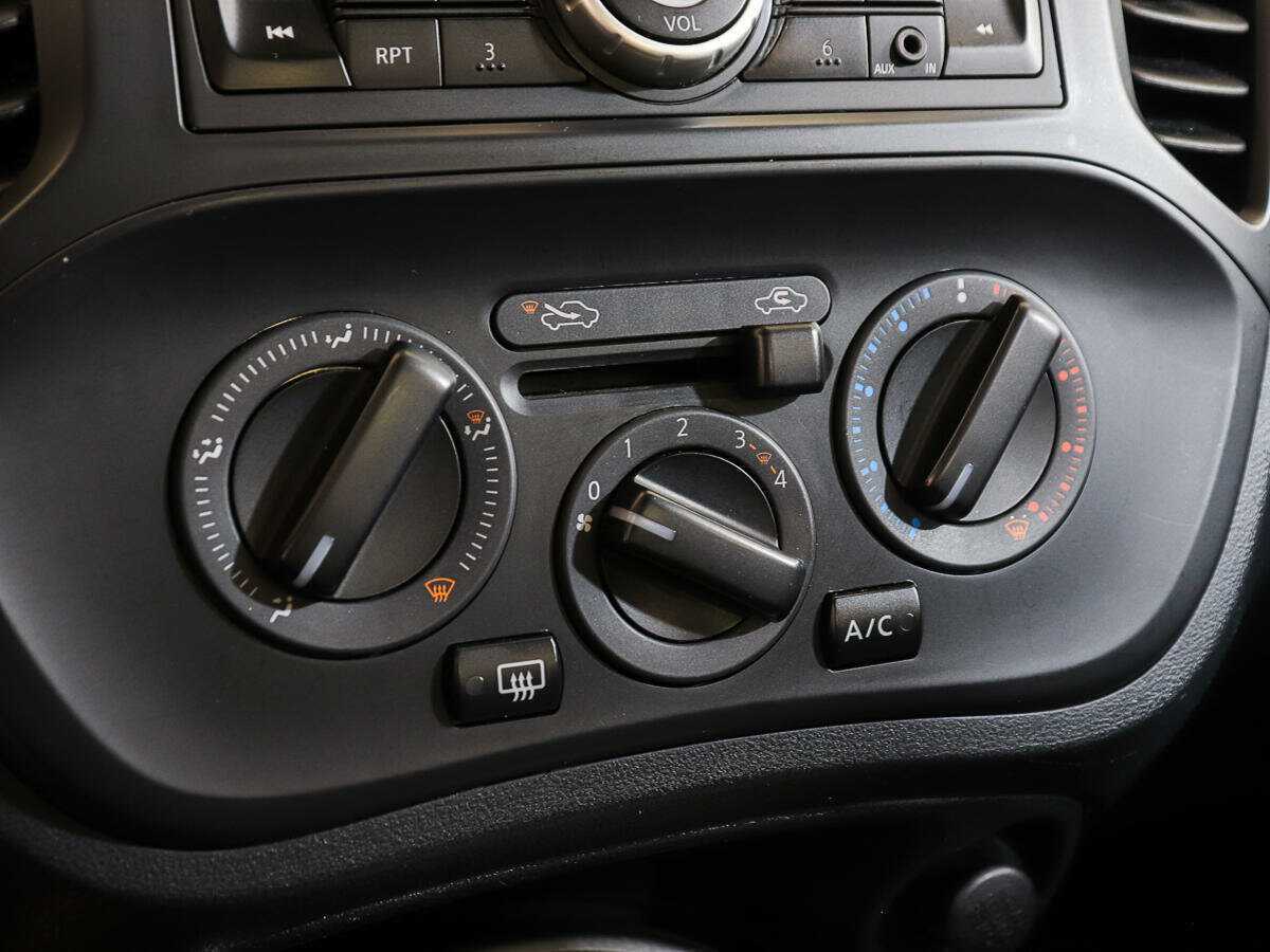 Nissan Juke 2014 года с пробегом. Фото: #14