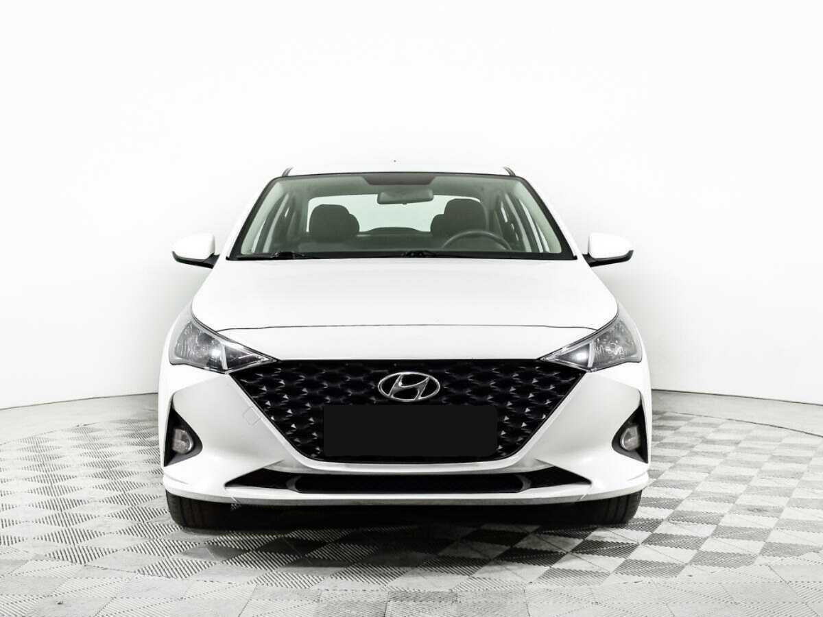 Hyundai Solaris 2021 года с пробегом. Фото: #1
