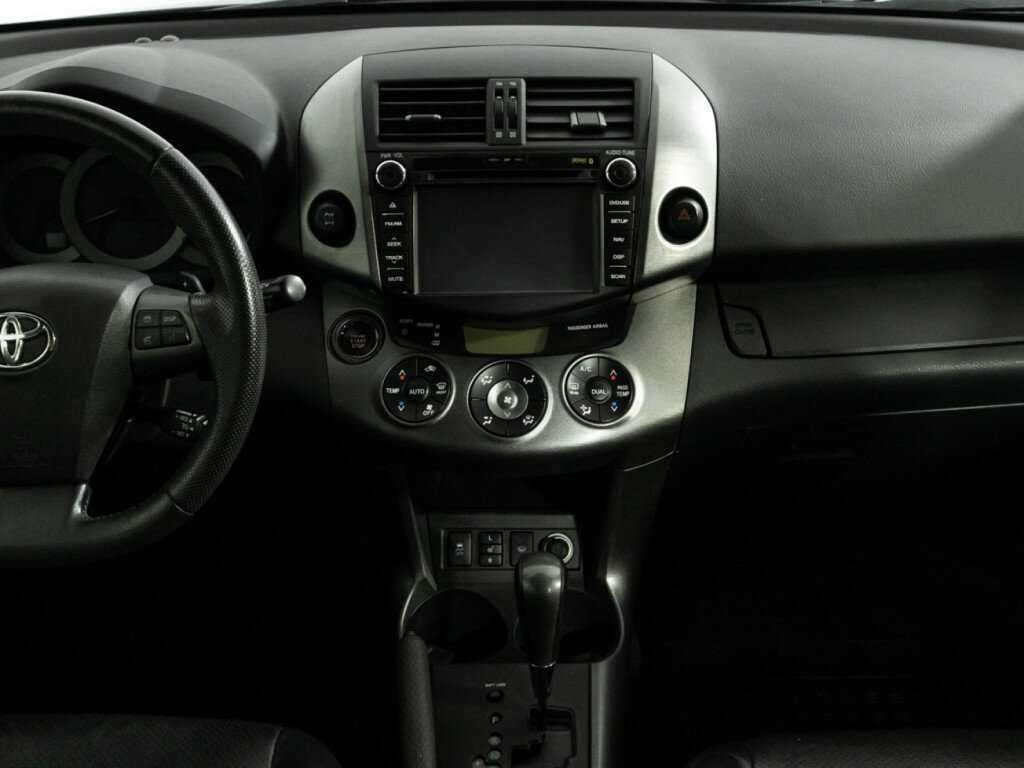 Toyota RAV4 2012 года с пробегом. Фото: #13