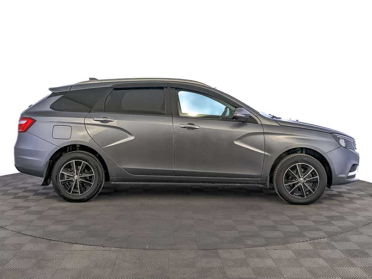 Lada (ВАЗ) Vesta 2021 года с пробегом. Фото: #3