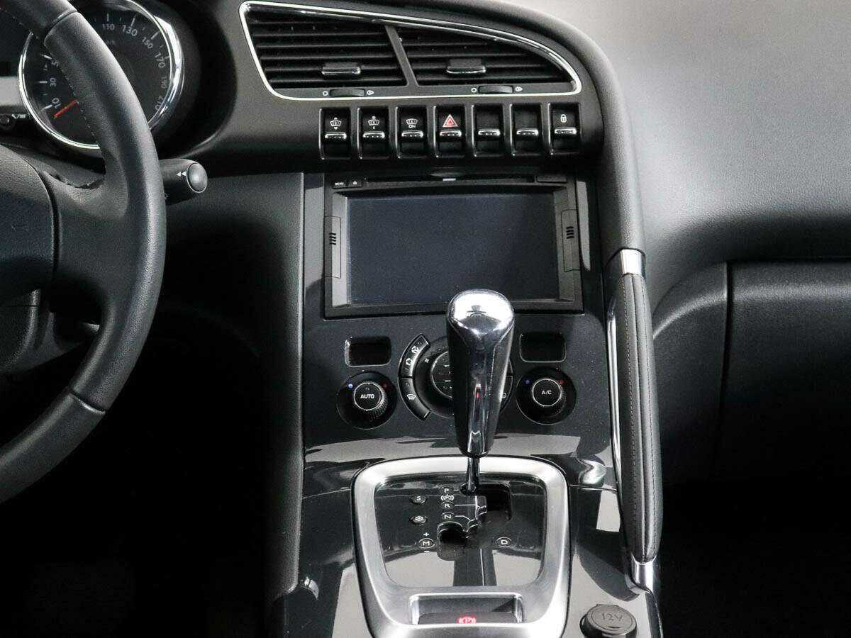 Peugeot 3008 2014 года с пробегом. Фото: #11