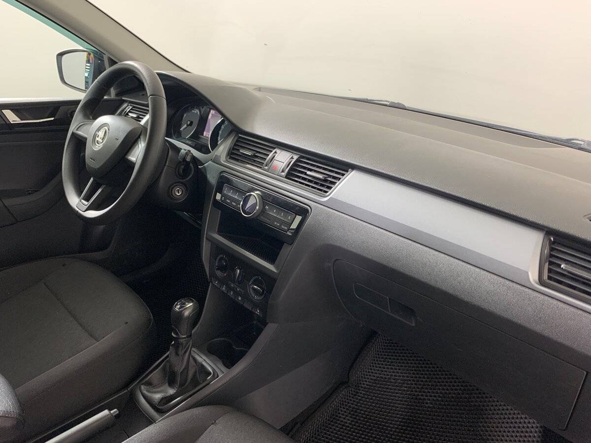 Skoda Rapid 2018 года с пробегом. Фото: #11