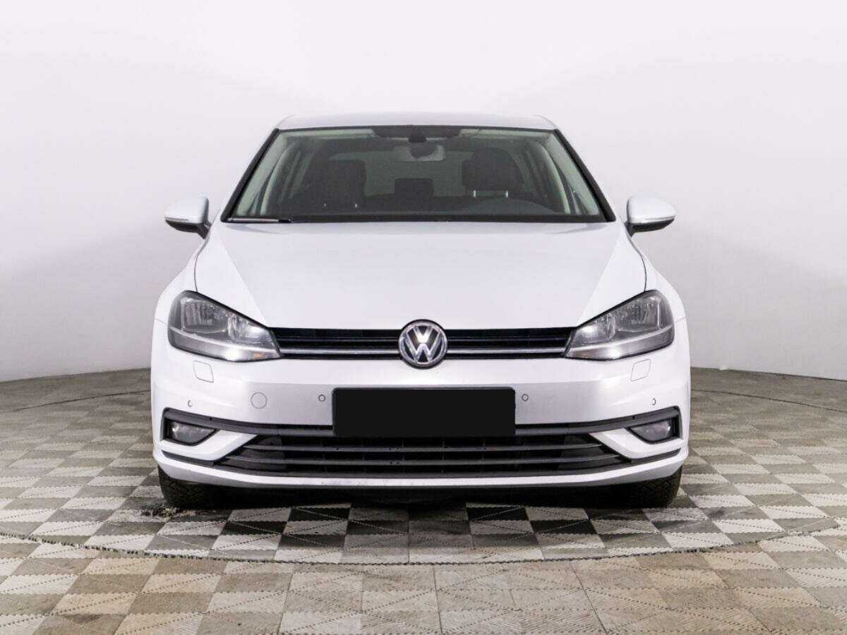Volkswagen Golf 2018 года с пробегом. Фото: #1