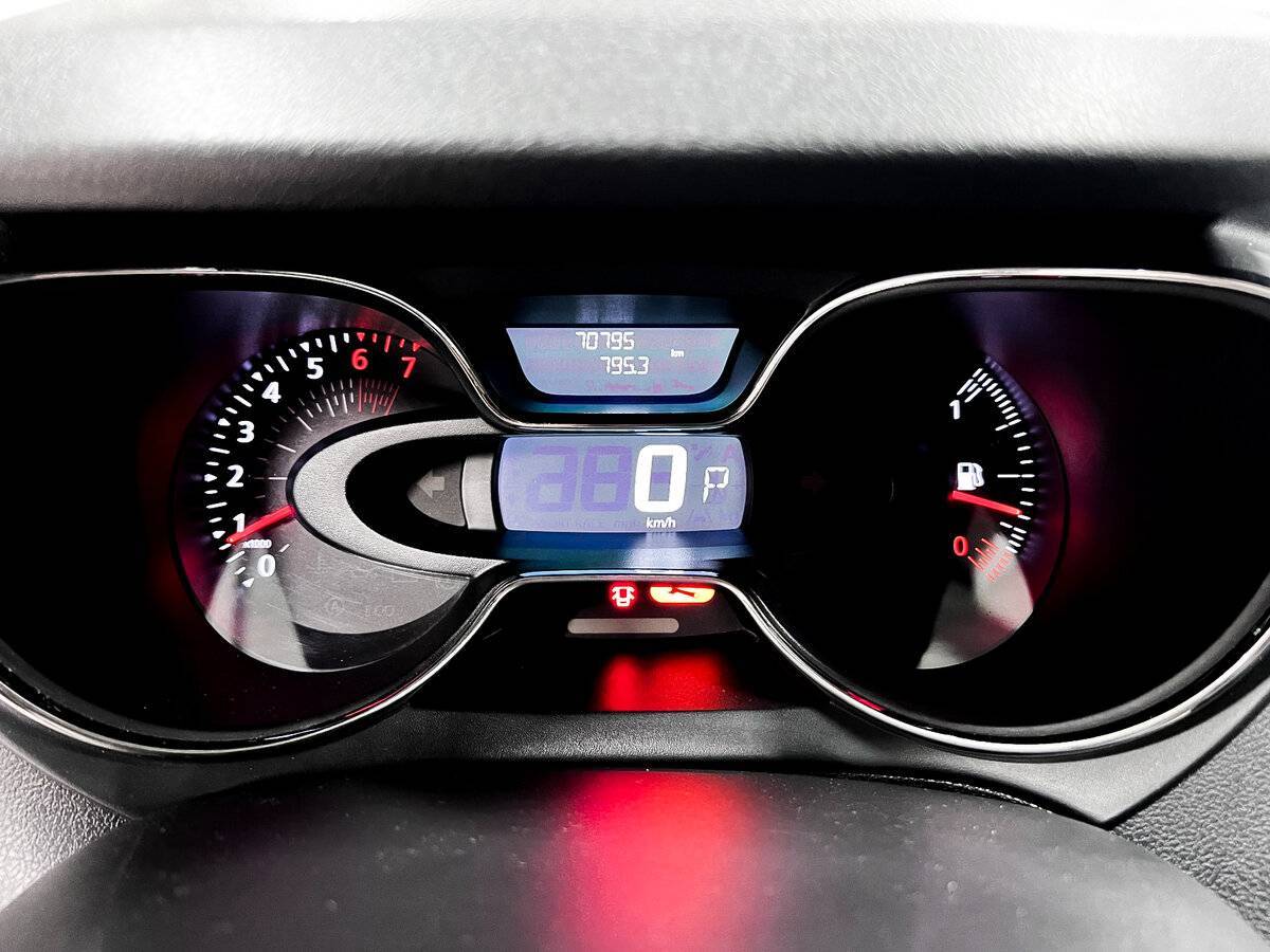 Renault Kaptur 2019 года с пробегом. Фото: #12