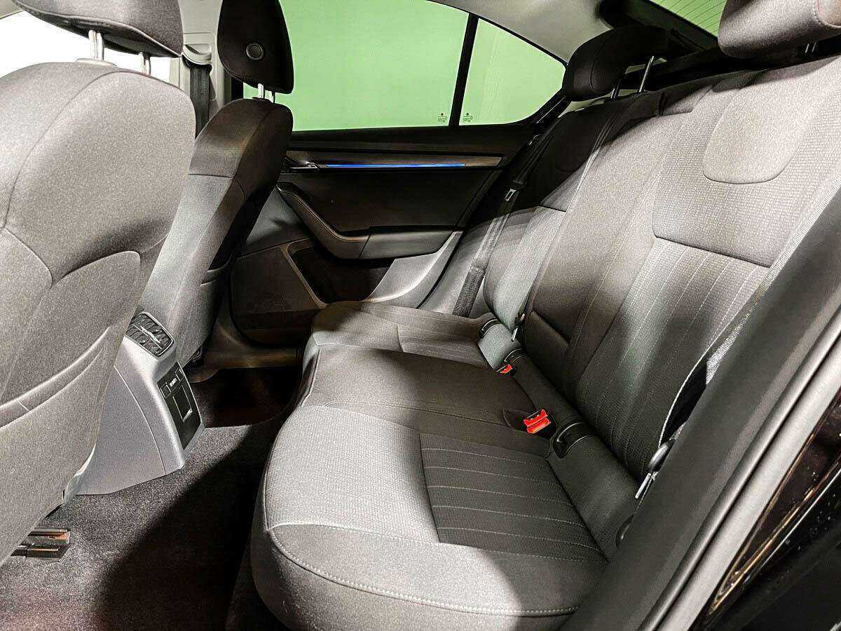 Skoda Octavia 2018 года с пробегом. Фото: #9