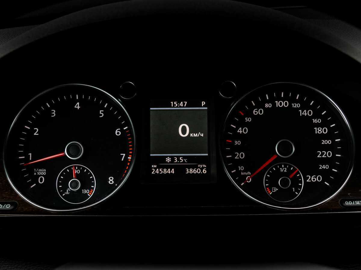 Volkswagen Passat 2012 года с пробегом. Фото: #20