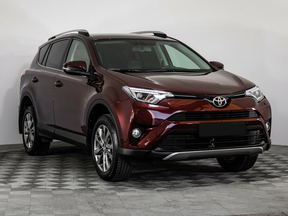 Toyota RAV4 2019 года с пробегом. Фото: #3