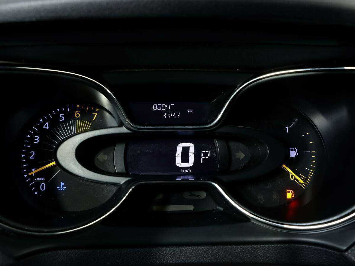 Renault Kaptur 2017 года с пробегом. Фото: #13