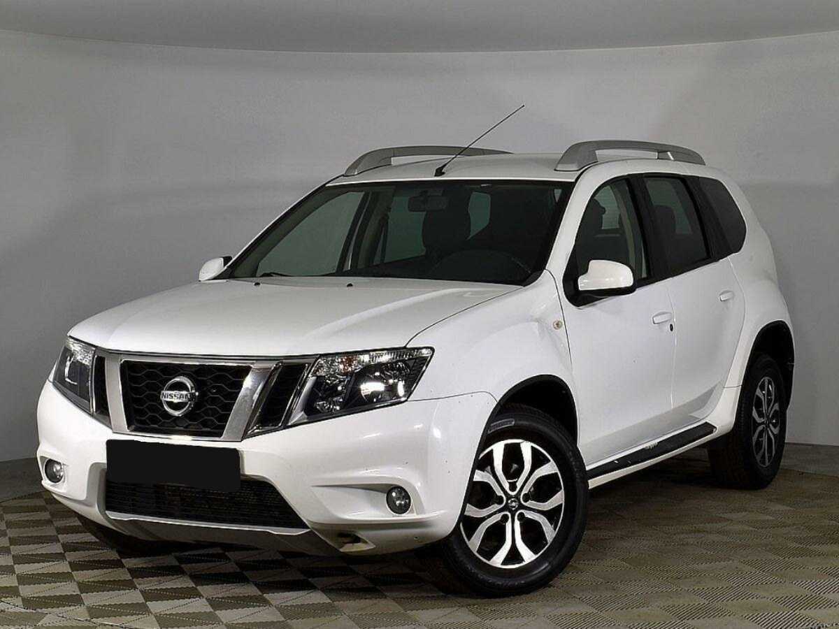 Nissan Terrano 2014 года с пробегом. Посмотреть фото