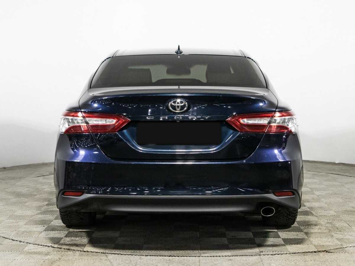Toyota Camry 2018 года с пробегом. Фото: #5