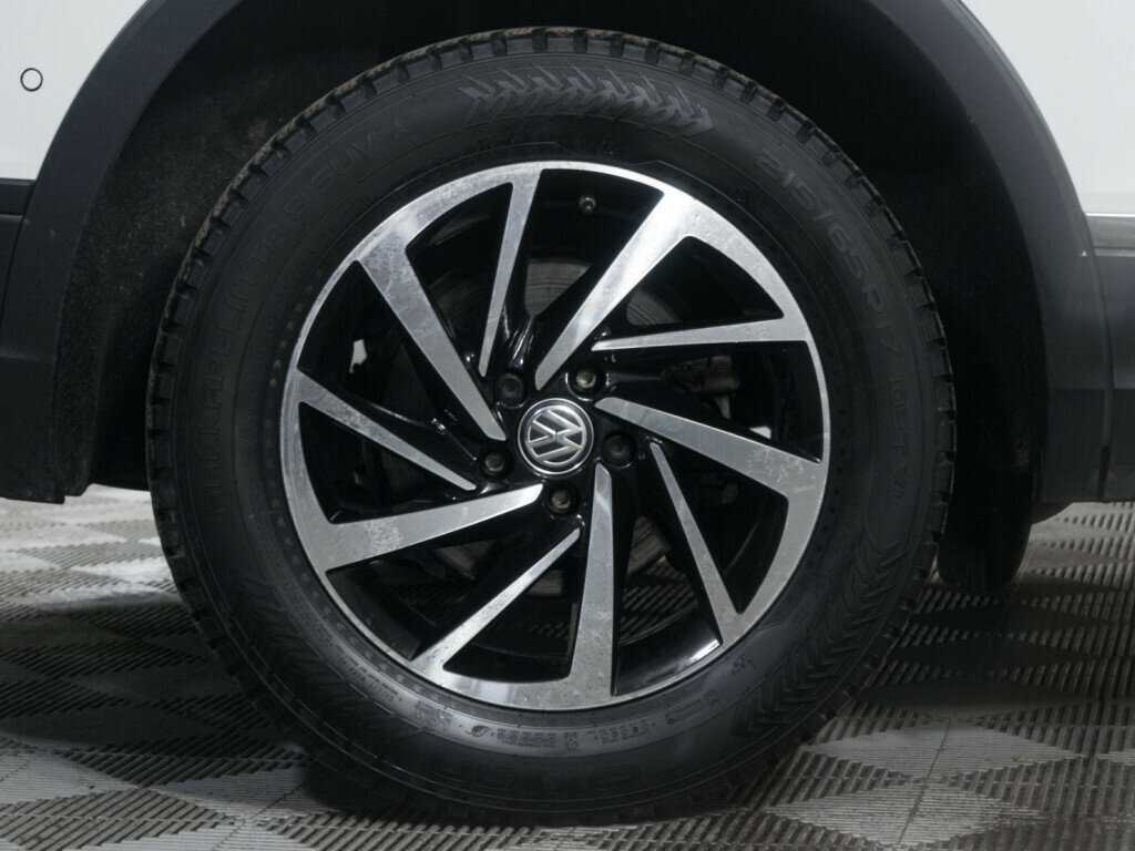 Volkswagen Tiguan 2018 года с пробегом. Фото: #17