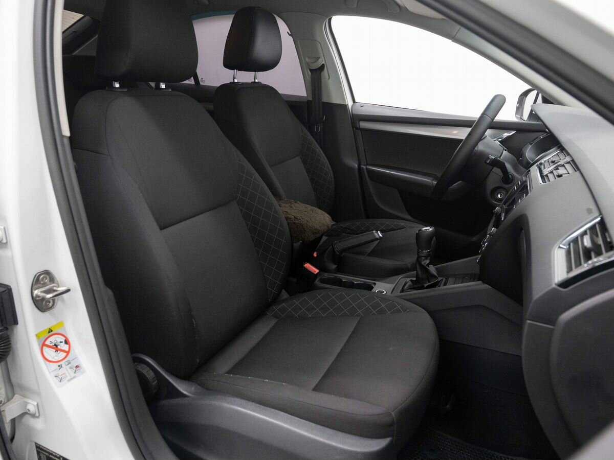 Skoda Octavia 2018 года с пробегом. Фото: #12