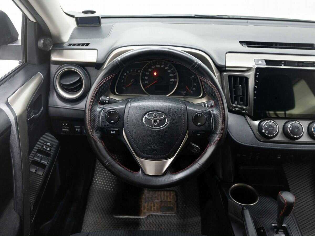 Toyota RAV4 2013 года с пробегом. Фото: #14
