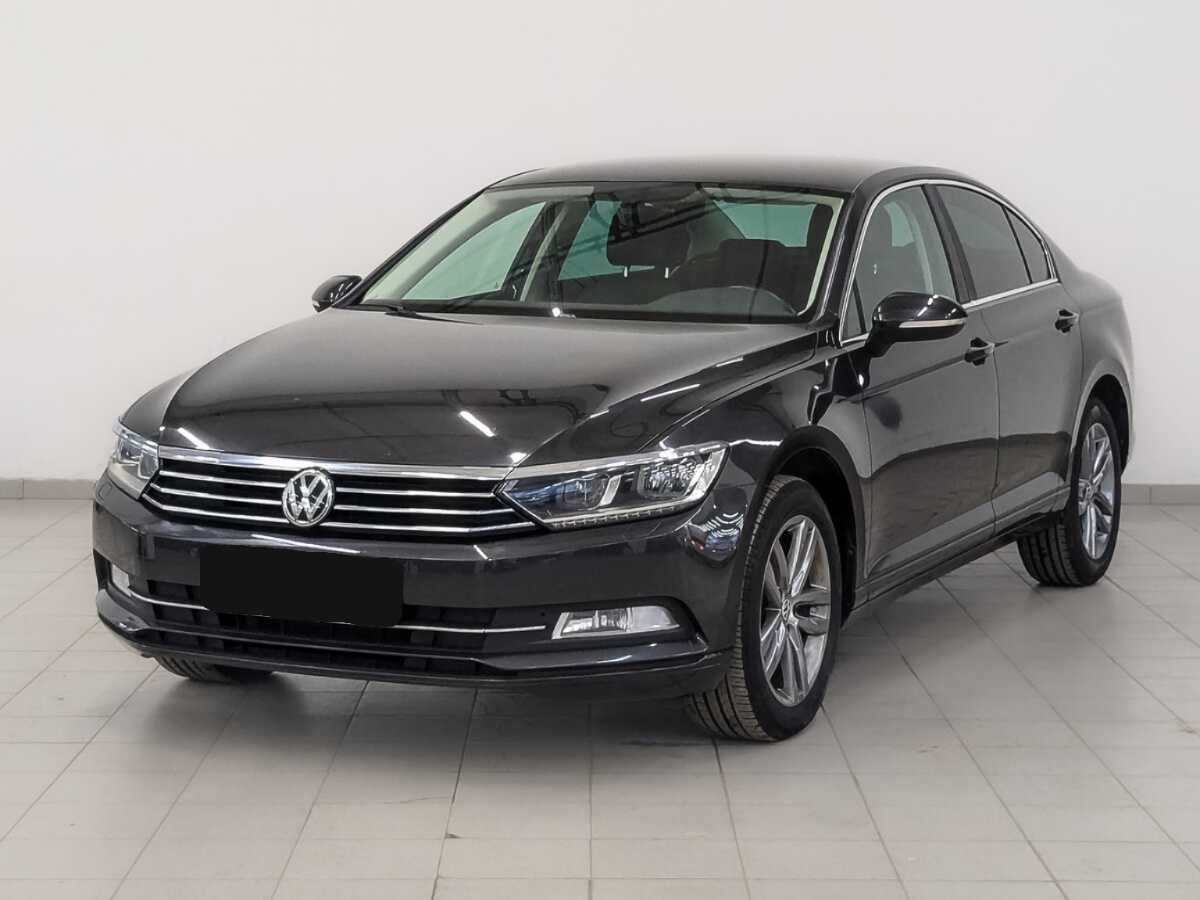 Volkswagen Passat 2019 года с пробегом. Фото: #0