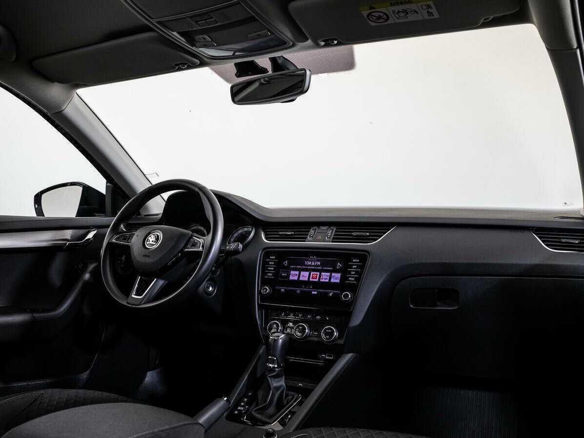 Skoda Octavia 2018 года с пробегом. Фото: #8