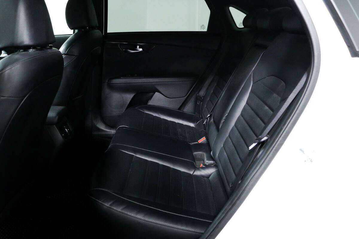 Kia Cerato 2020 года с пробегом. Фото: #11