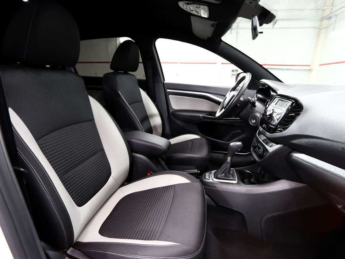 Lada (ВАЗ) Vesta 2021 года с пробегом. Фото: #12