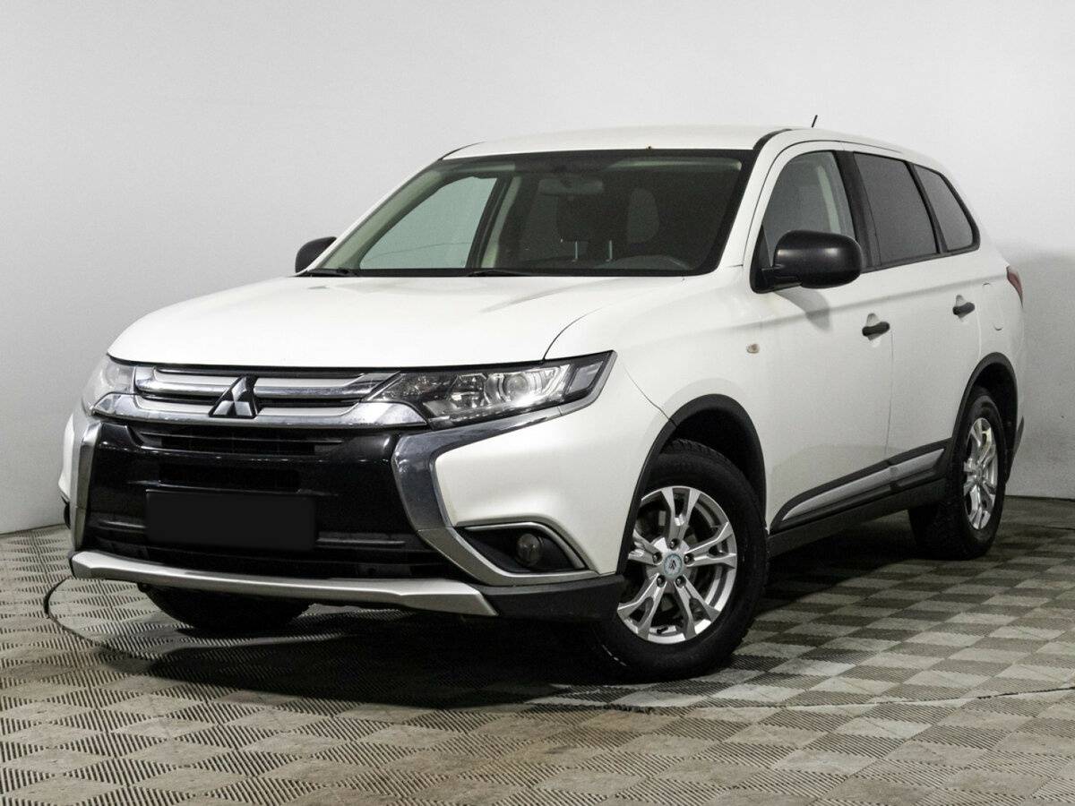 Mitsubishi Outlander 2016 года с пробегом. Фото: #0
