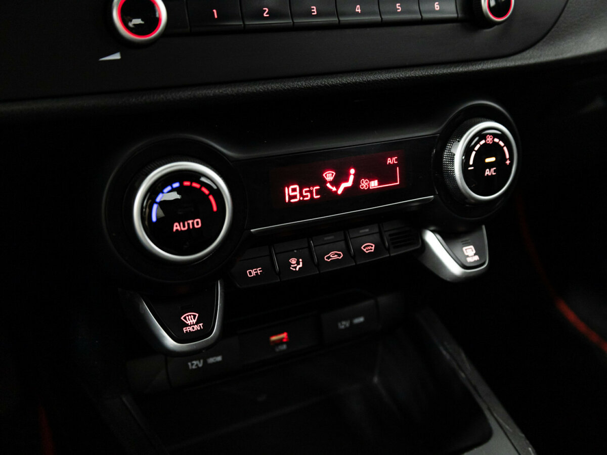 Kia Rio 2020 года с пробегом. Фото: #14