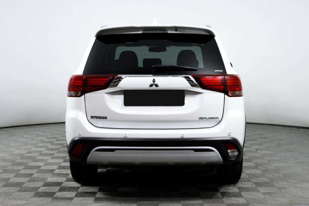 Mitsubishi Outlander 2019 года с пробегом. Фото: #5