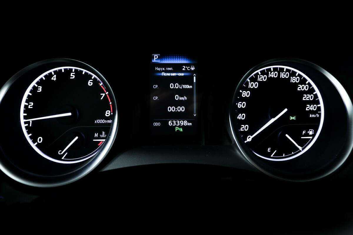 Toyota Camry 2019 года с пробегом. Фото: #8