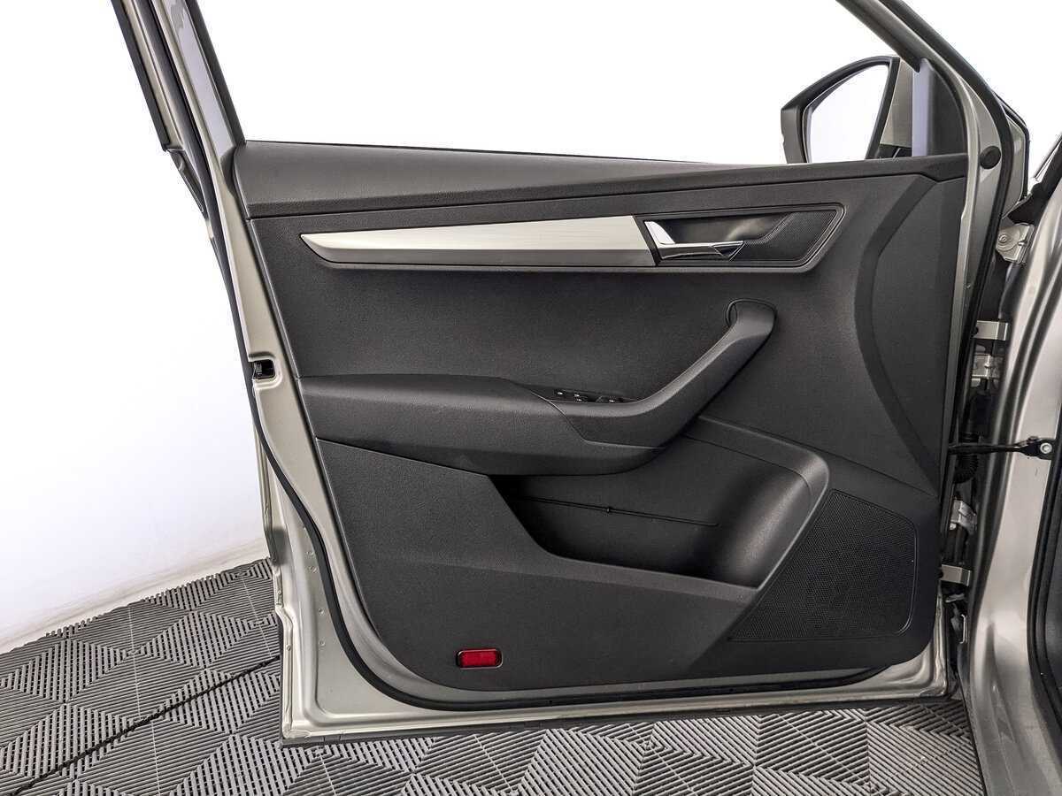 Skoda Karoq 2021 года с пробегом. Фото: #18