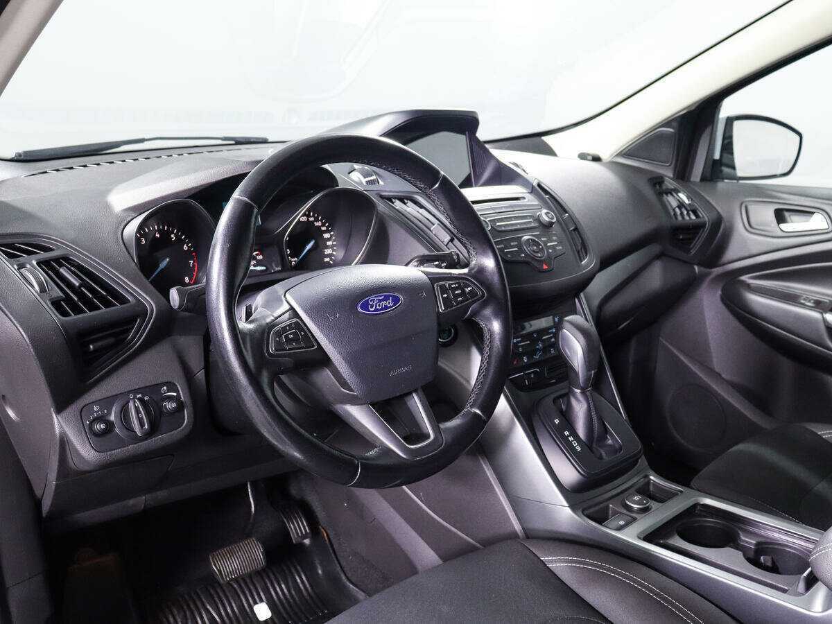 Ford Kuga 2017 года с пробегом. Фото: #11