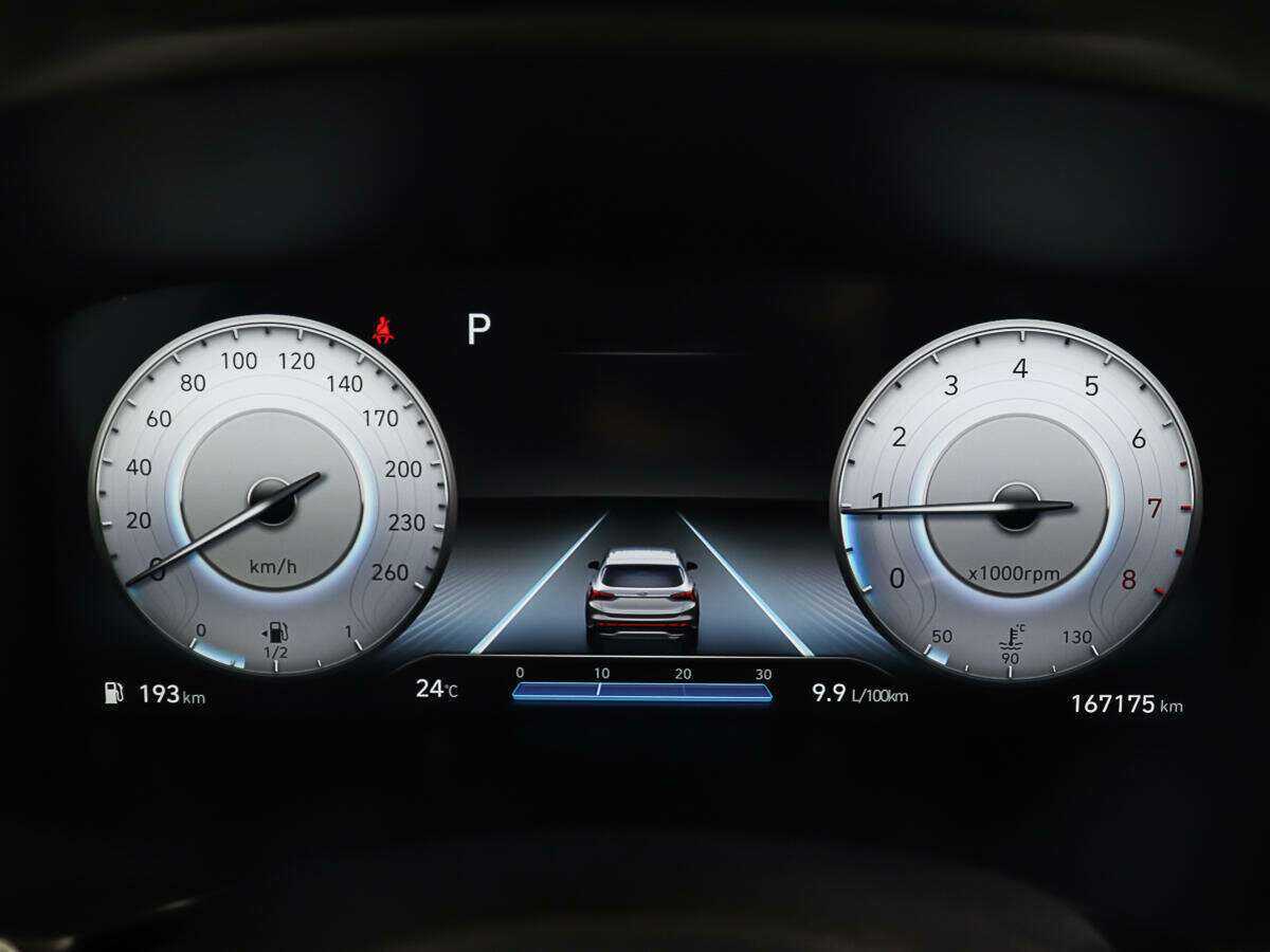 Hyundai Santa Fe 2021 года с пробегом. Фото: #13