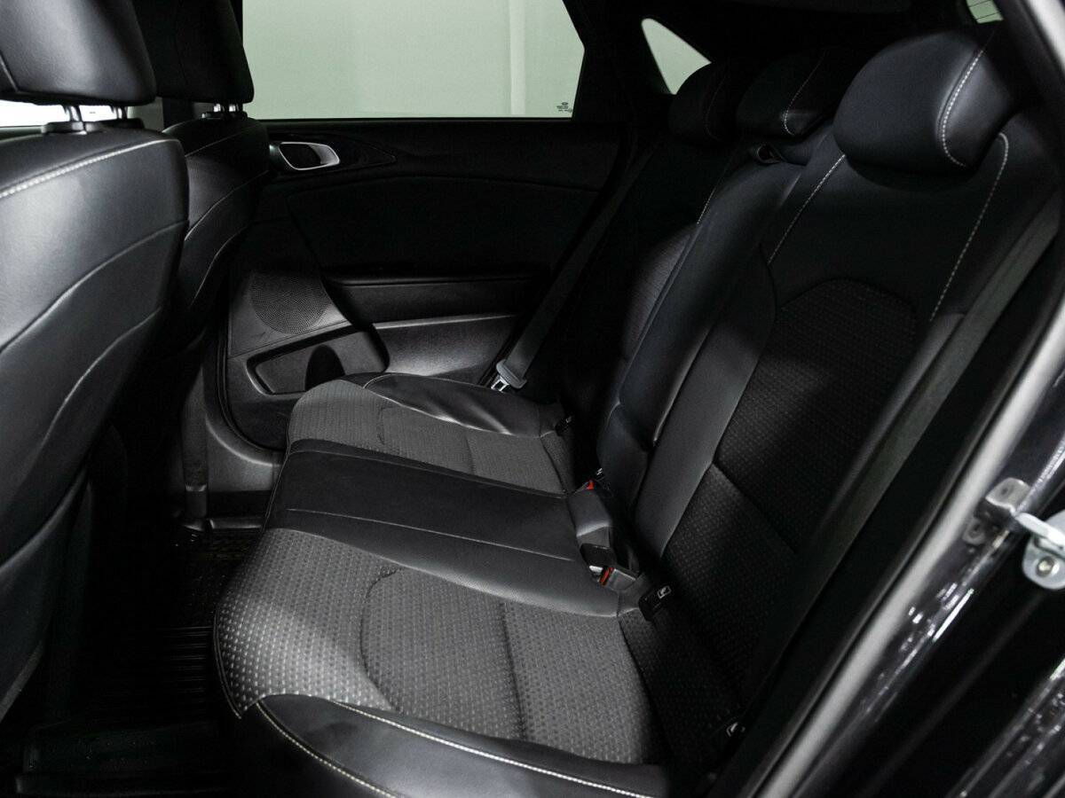 Kia Ceed 2019 года с пробегом. Фото: #9