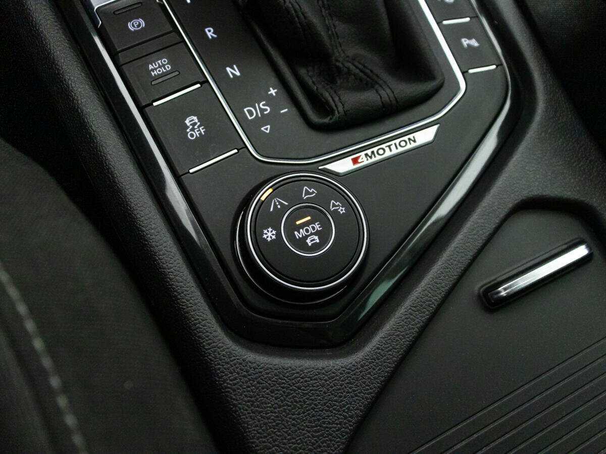Volkswagen Tiguan 2017 года с пробегом. Фото: #17