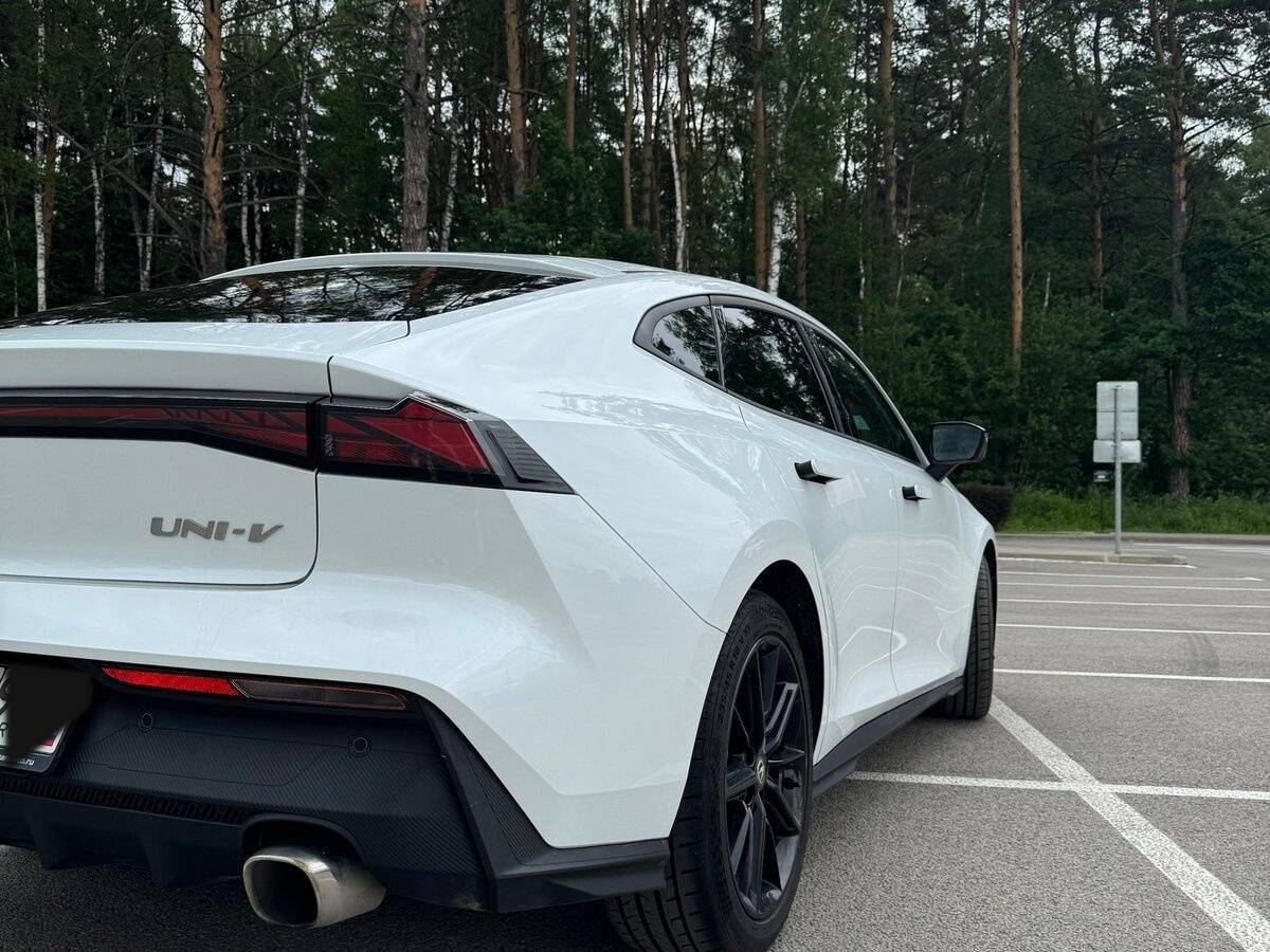 Changan UNI-V 2023 года с пробегом. Фото: #2