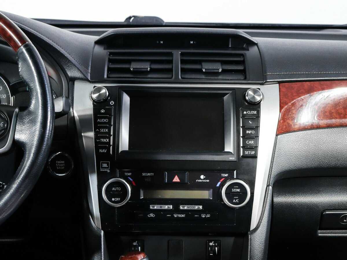 Toyota Camry 2012 года с пробегом. Фото: #11